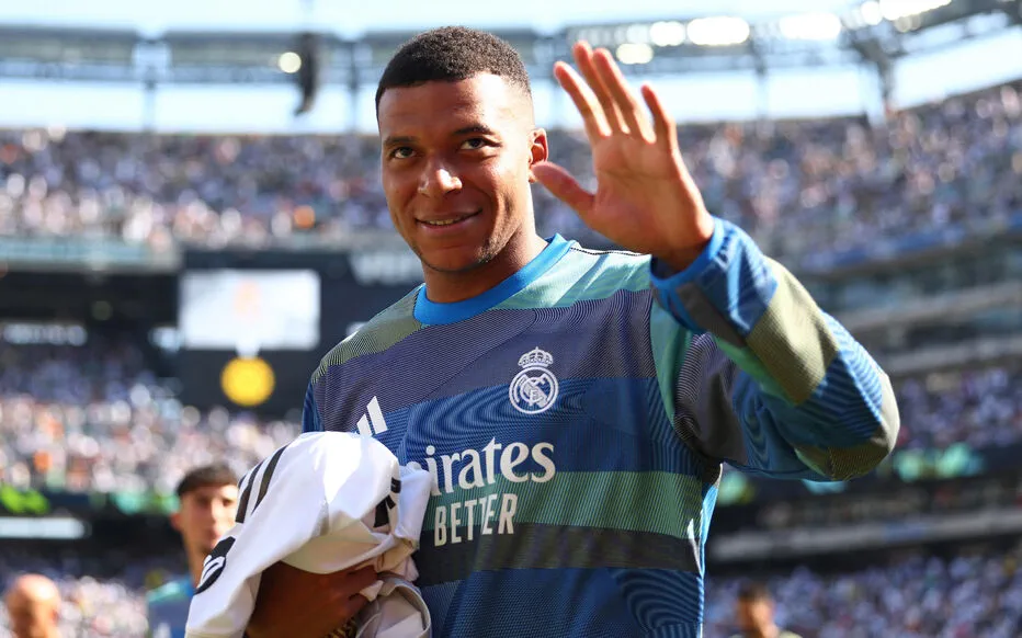 Apaisement entre Kylian Mbappé et le PSG après une guerre froide symbolisée par des plaintes