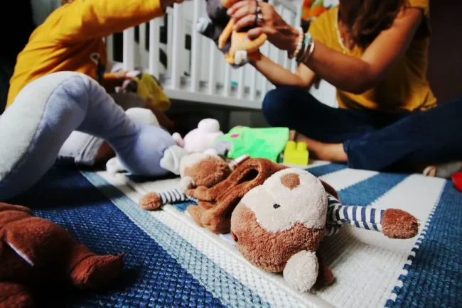 Assistante maternelle déférée pour viols et agressions sexuelles sur enfants