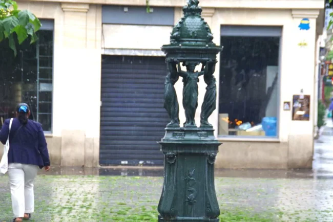 Carrefour City ou jouets : la bataille pour un local parisien