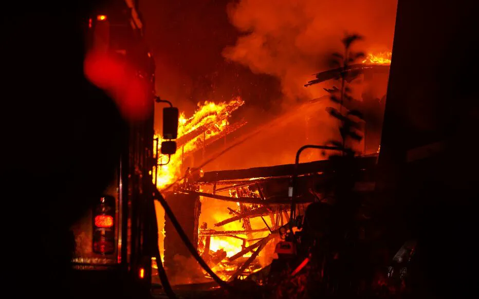 Dramatique incendie en Catalogne : deux femmes trouvent la mort dans un feu de maison close