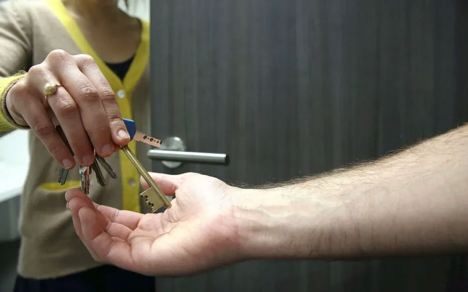 Été, le moment idéal pour changer de logement à Paris