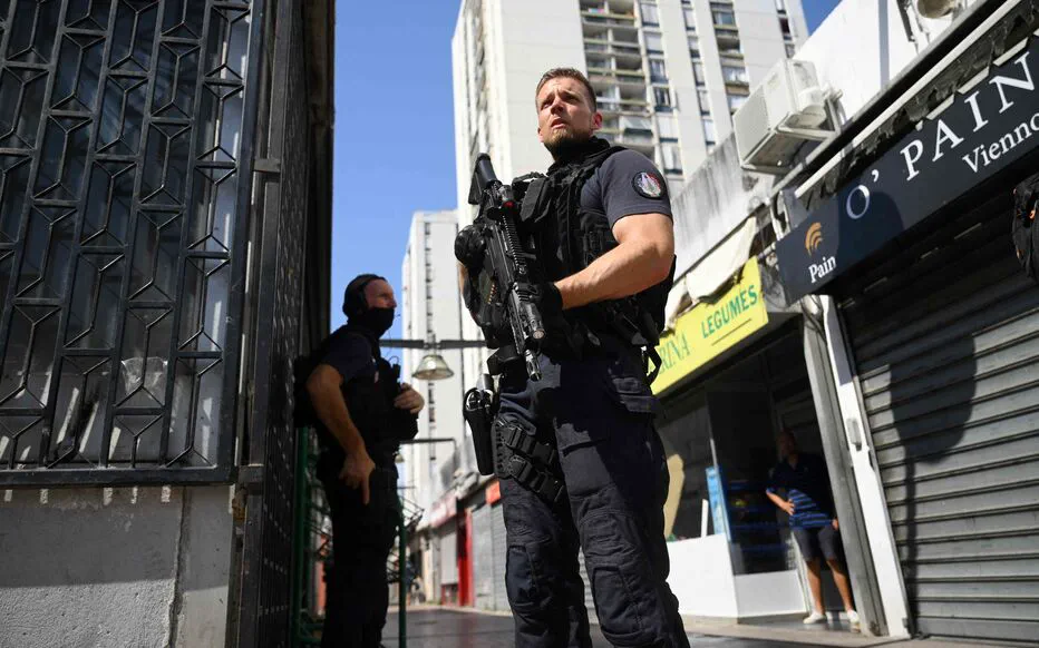 Incidents violents dans le quartier Pissevin : un adolescent visé par une fusillade