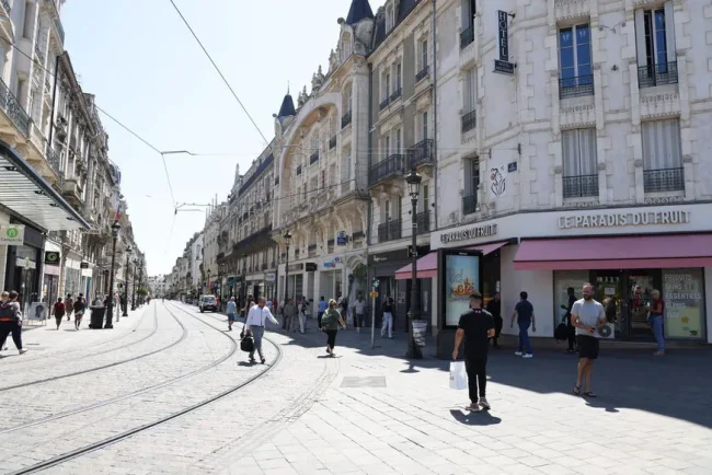 Journée de soldes entre amies