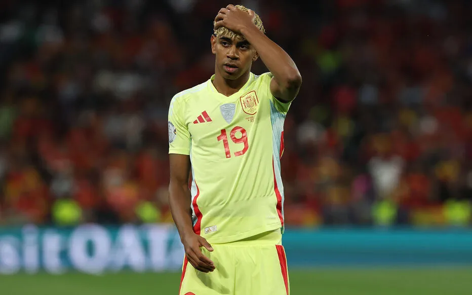 La fête controversée pour les 18 ans de la star du football Lamine Yamal