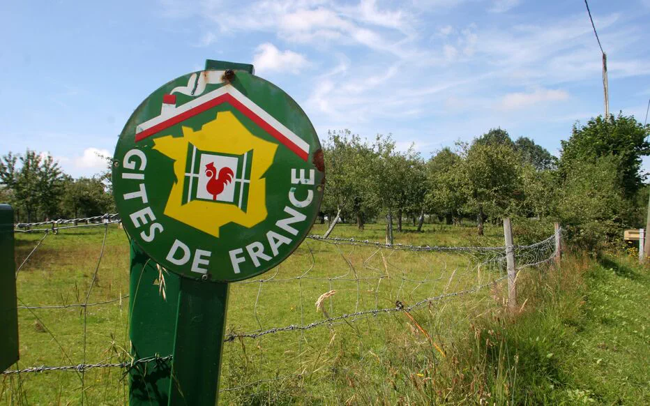 La France se fixe pour objectif d'accroître son attrait touristique en tant que destination de choix pour les voyageurs internationaux.