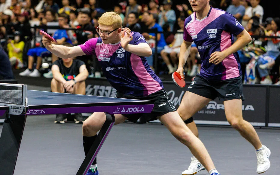 La paire chinoise Liang Jingkun-Wang Chuqin domine les frères français au Grand Smash de Las Vegas
