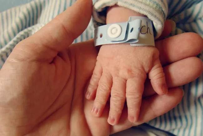 La parentalité à deux : quand la vie nocturne est perturbée et le sommeil rare