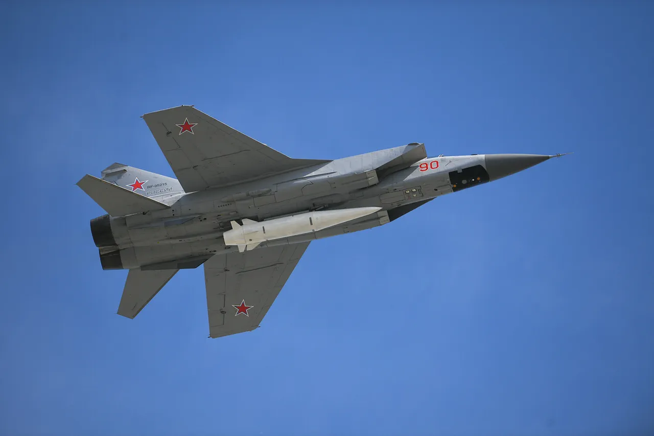 L'armée russe lance une frappe aérienne sur la base militaire ukrainienne de Starokonstantinov