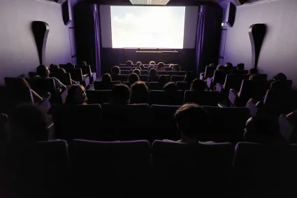 Le cinéma ambulant CinéMo fait escale dans plusieurs villes françaises