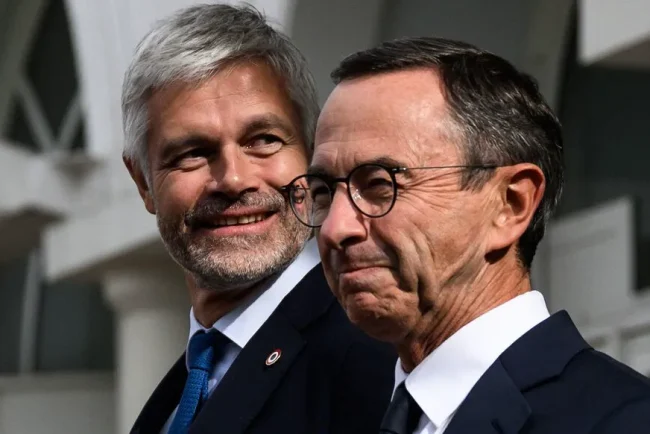 Le gouvernement sous pression