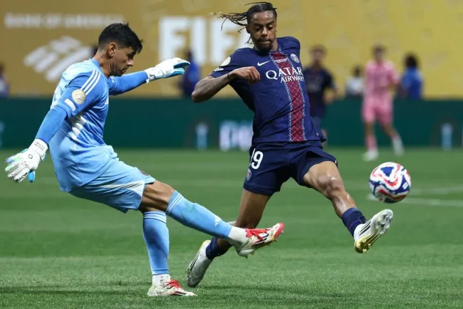 Le phénomène Bradley Barcola : 61 matchs en une saison au Paris Saint-Germain