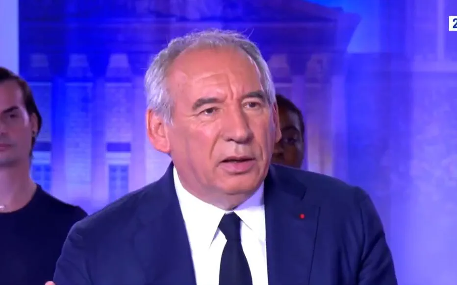 Le Premier ministre François Bayrou s'exprime sur le cas de Lennart Monterlos et le plan budgétaire