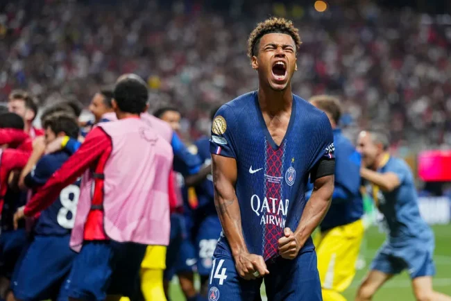 Le PSG à un pas du sommet mondial