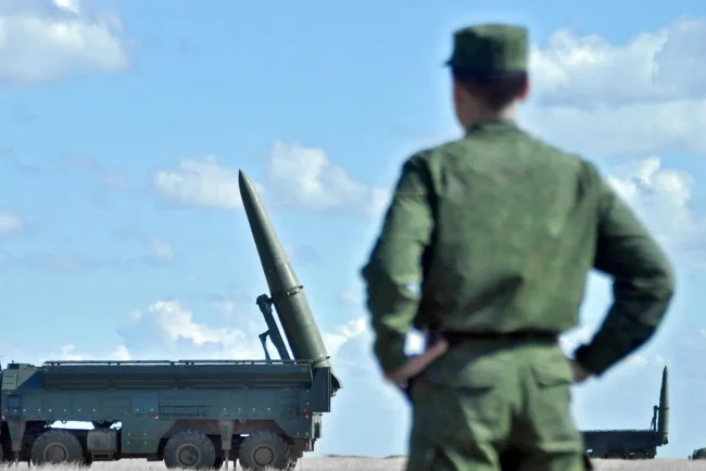 Les systèmes Patriot aux prises avec les missiles russes Iskander : une efficacité remise en question