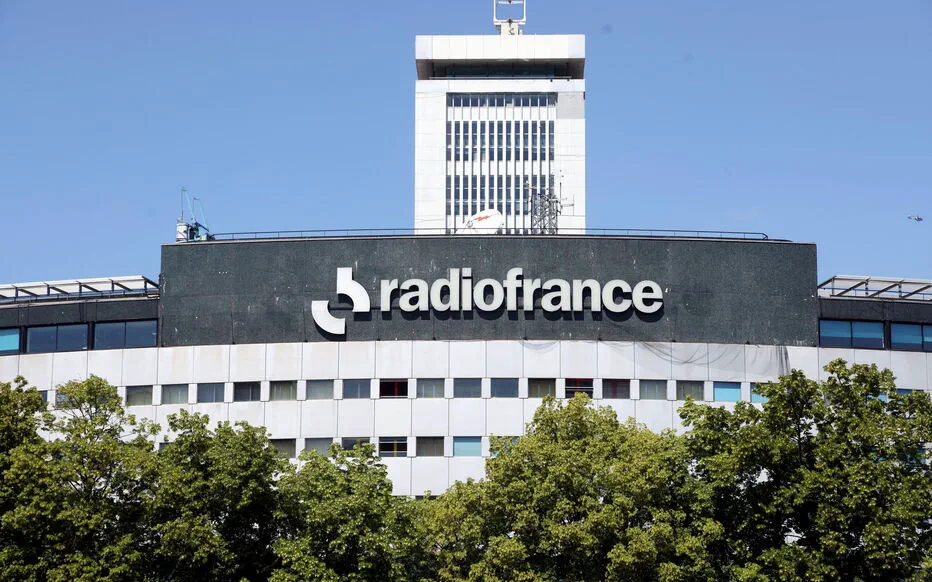 Maladie : le virus frappe aussi les journalistes de France Info