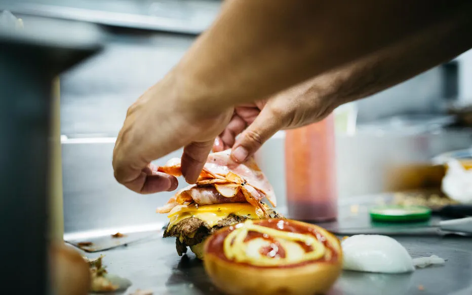 Manger au McDonald's : sommes-nous conscients de ce que nous consommons ?