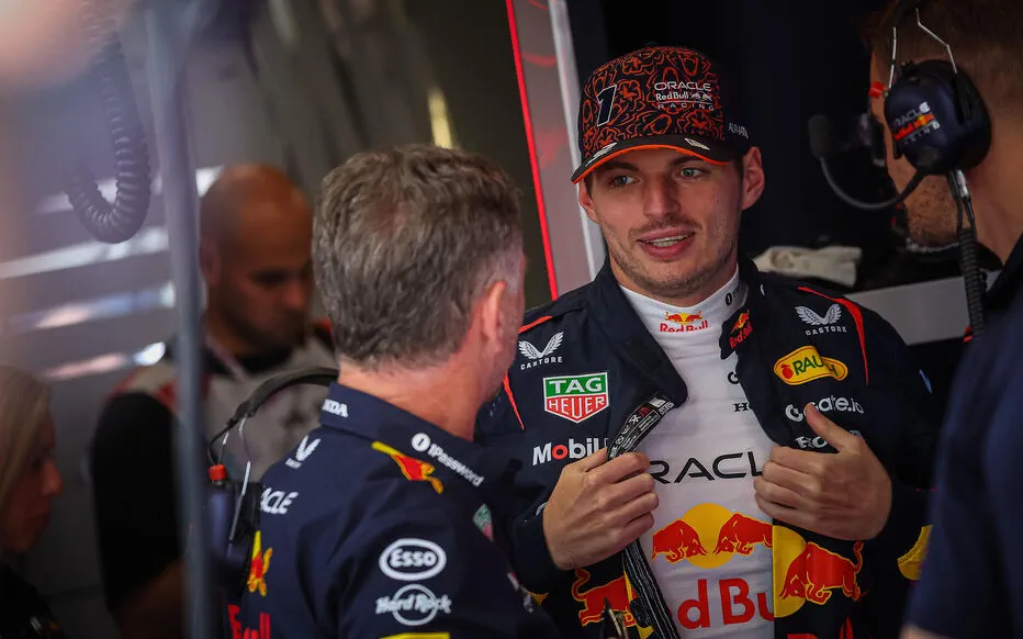 Max Verstappen chez Mercedes : la rumeur ensoleille l'avenir ?