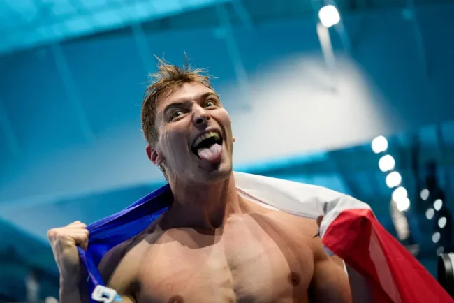 Maxime Grousset, un nageur en or : Sa performance exceptionnelle au championnat du monde fait sensation