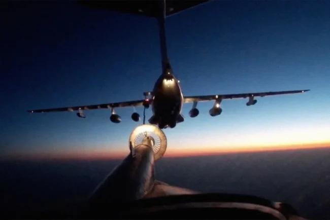 Mission aérienne impressionnante : six bombardiers russes en vol