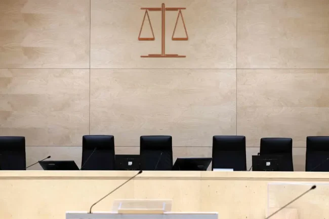 Patrick D., haut magistrat, présenté à un juge d'instruction après deux jours en garde à vue.