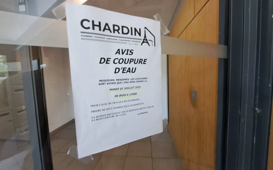 Problèmes d'eau dans une résidence de Villabé : les habitants sont en colère