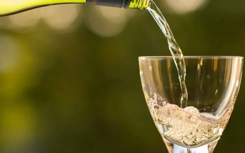 Prolongez l'été avec le vin UBY N°3 Côtes de Gascogne