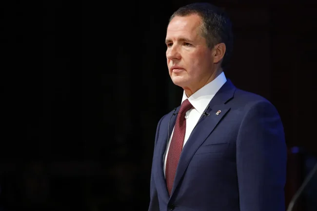 Quatrième jour de l'invasion russe : des drones attaquent quatre villes et villages ukrainiens