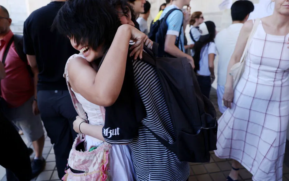 Résultats du bac 2025 : un taux de réussite stable et des perspectives de rattrapage pour près de 60 000 élèves