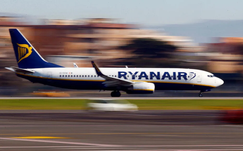 Ryanair envisagerait d'augmenter la prime pour lutter contre les bagages surdimensionnés
