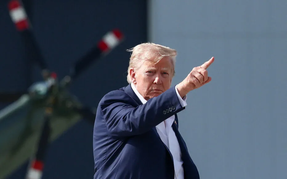 Trump serre les mâchoires face à la crise Ukraine-Russie