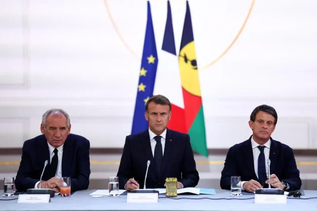 Un accord historique en Nouvelle-Calédonie : une image saisissante