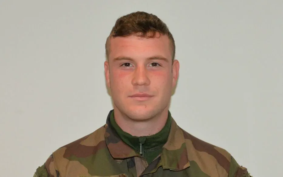 Un homme de 23 ans mis en examen pour meurtre et tentative de meurtre