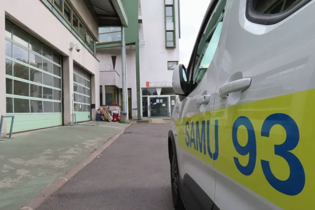 Un jeune homme se remet d'une explosion pyrotechnique dangereuse
