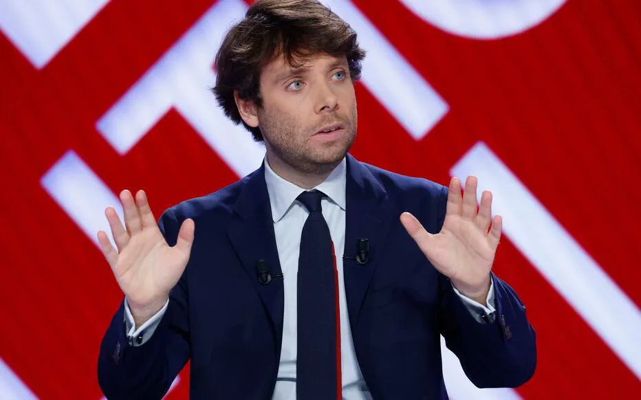 Un moment chargé d'émotion : Benjamin Duhamel fait ses adieux à BFMTV après près de dix ans de carrière