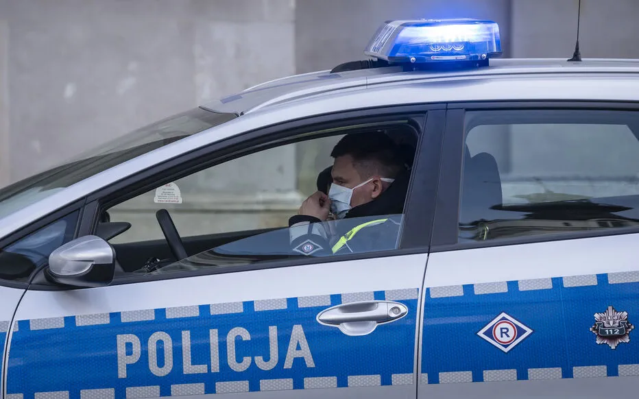 Un prêtre catholique polonais accusé du meurtre d'un sans-abri : une réaction forte de l'Église
