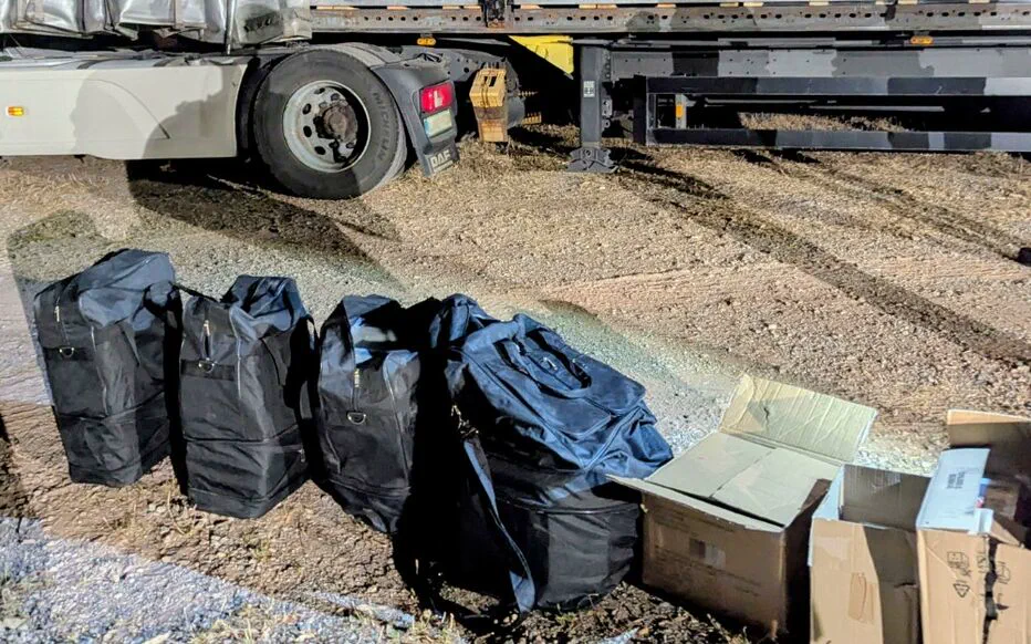 Un voyage inattendu : la surprise des douaniers de Fréjus