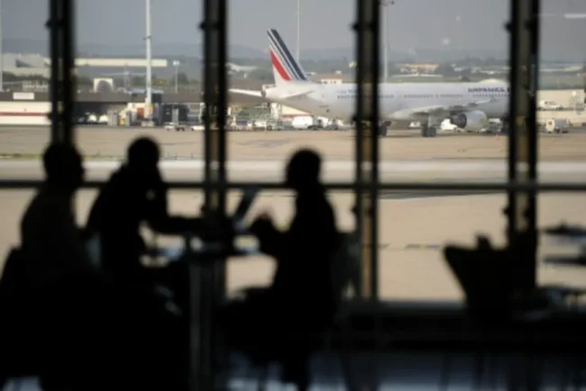 Vacances chaotiques pour les Français : la grève des contrôleurs aériens cause de gros désagréments