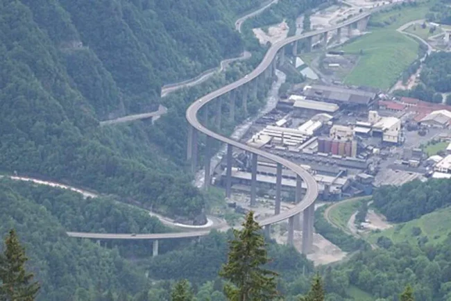 Accident de la route dans les Alpes : deux morts et deux blessés