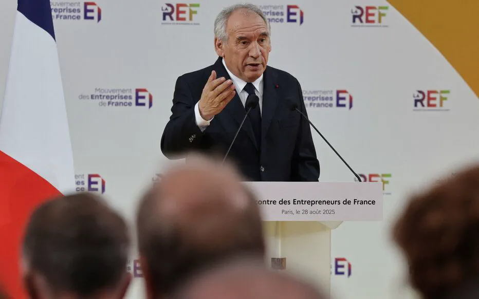 Bayrou sous le feu de la critique pour ses propos sur les baby-boomers