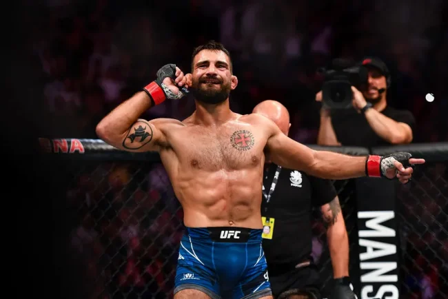 Benoît Saint-Denis affrontera Mauricio Ruffy à l'UFC Paris