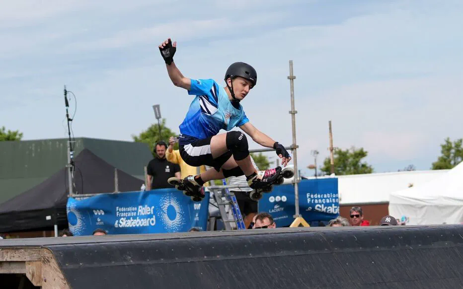 Chartres, la ville au charme historique, se prépare à accueillir les premiers Championnats d'Europe de skate cross
