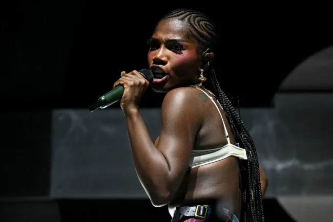 Comment atténuer l'absence de Doechii ?