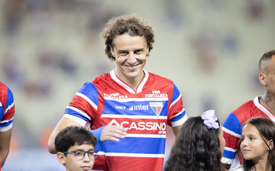 David Luiz continue son aventure footballistique à 38 ans