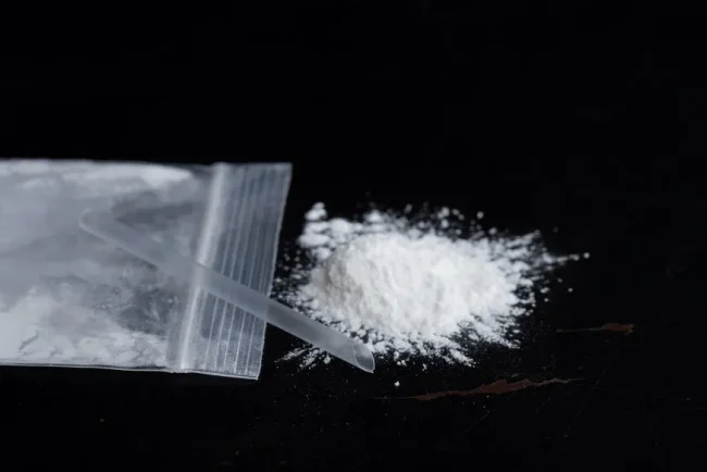 Découverte de kétamine à Saint-Cloud : une prise de drogue en plein cul-de-sac