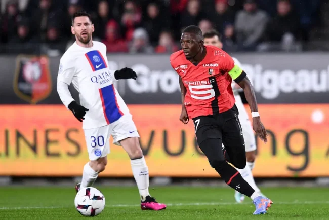 Hamari Traoré signe au Paris FC