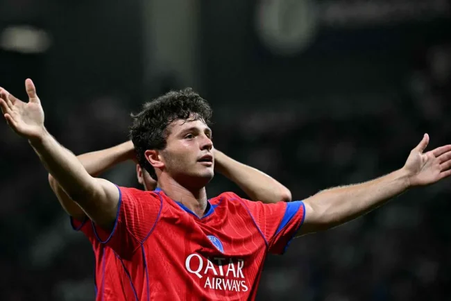 João Neves brille sous le maillot du Paris Saint-Germain