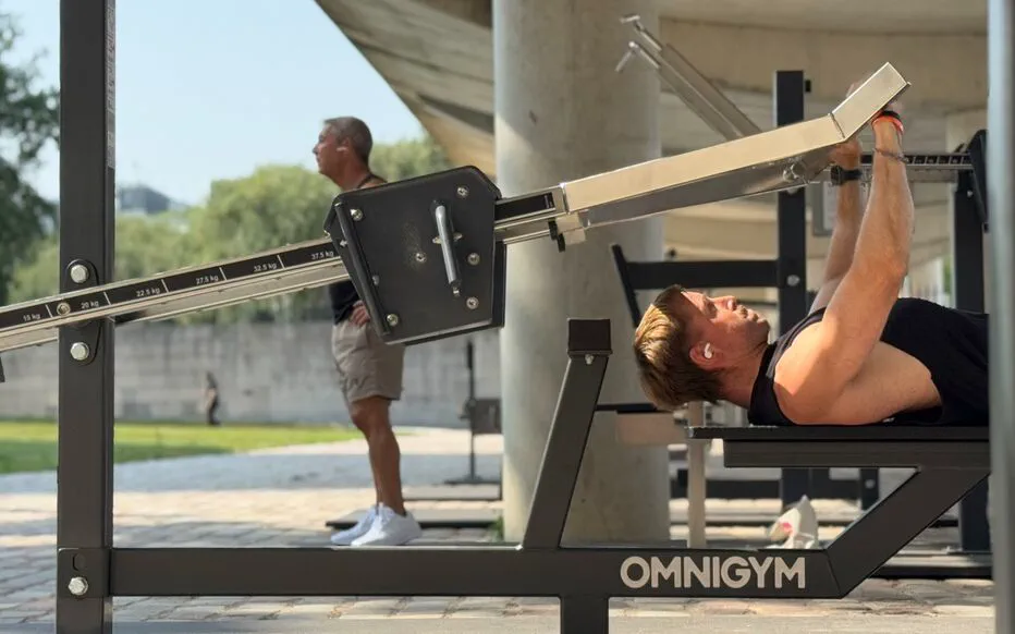 Jon et Irati, en vacances à Paris, maintiennent leur routine sportive