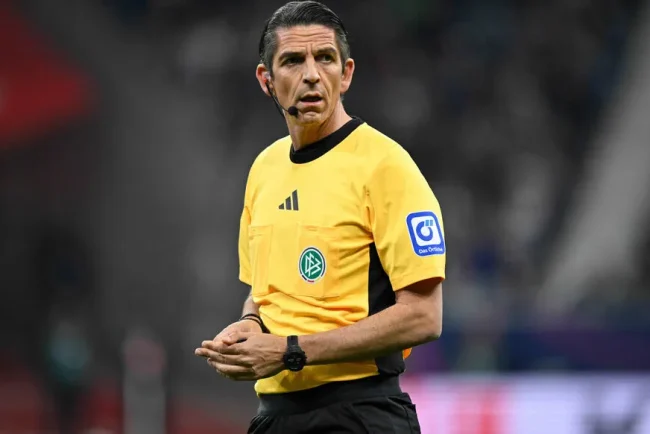 La légende de l'arbitrage allemand, Deniz Aytekin, annonce sa retraite à la fin de la prochaine saison