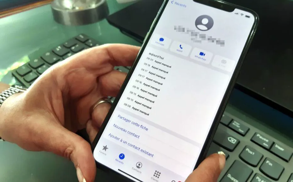 La mère silencieuse face à son bourreau : l'emprise toxique d'un fils