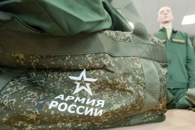 L'âge minimum pour le service militaire en Russie : un débat en cours